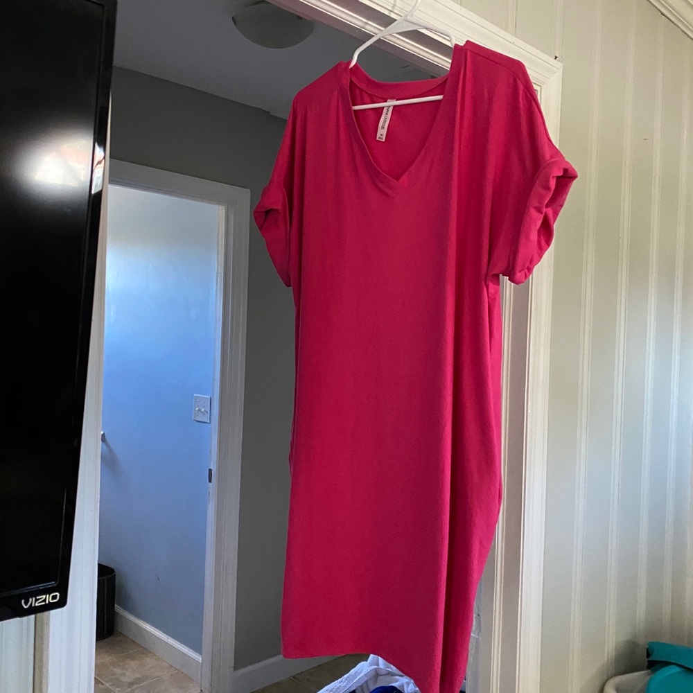 Hot pink dress. Zenana outfitters 1x.